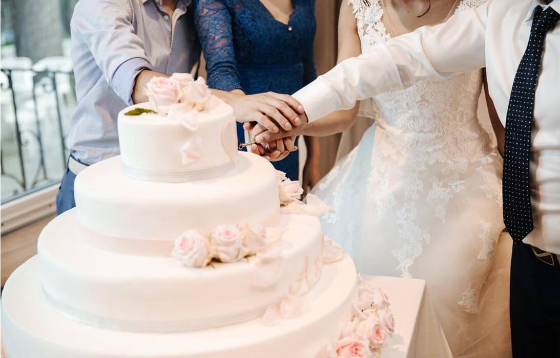 dos and don’ts if you consider the biggest wedding cake