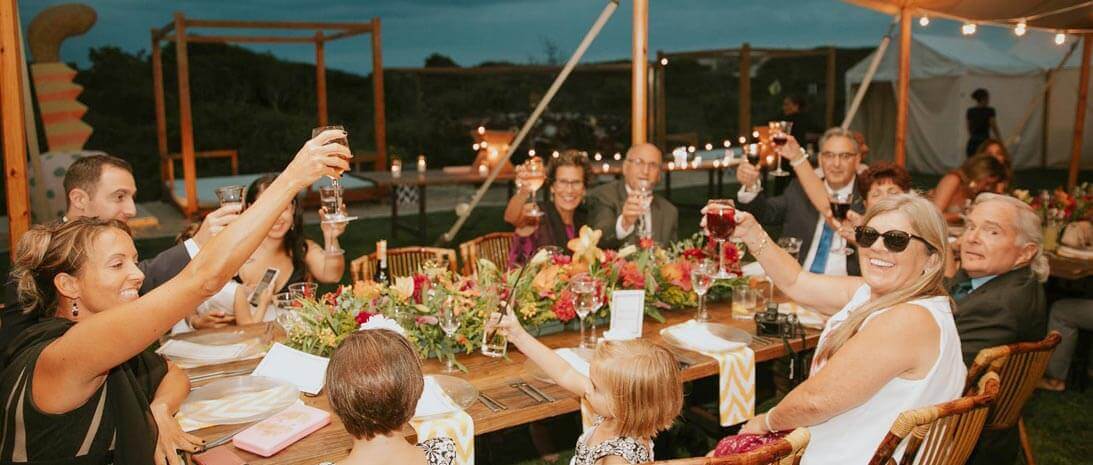 how to manage wedding party