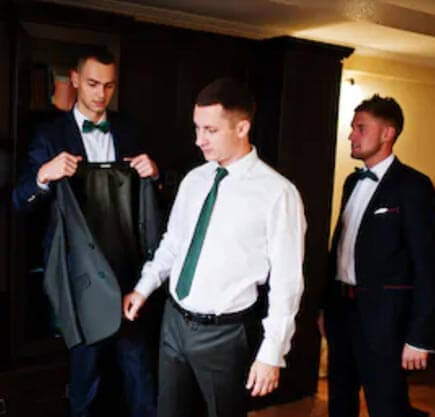 ideas how you can consider the options for the groom and groomsmen