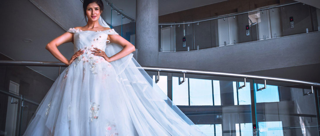 why wedding dresses and gowns are white