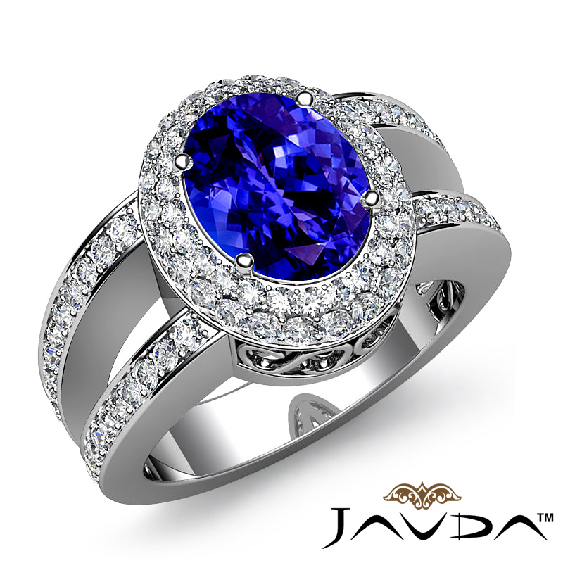 Glamorous Vintage Halo Oval diamond engagement Ring in 14k Gold White