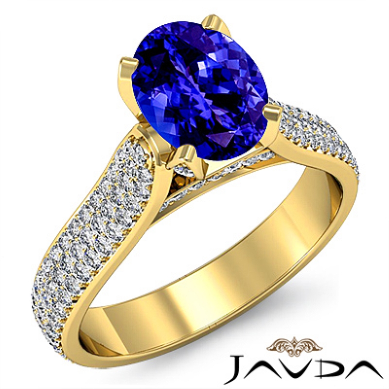  Oval diamond  Ring in 14k Gold Yellow