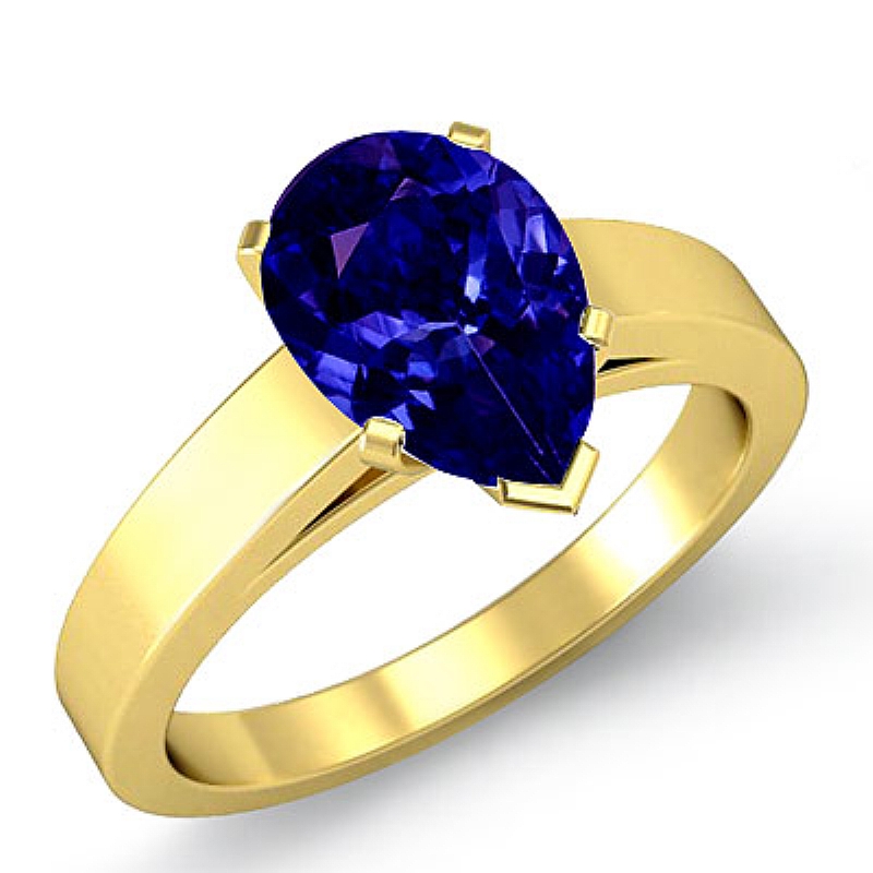  Pear diamond  Ring in 14k Gold Yellow