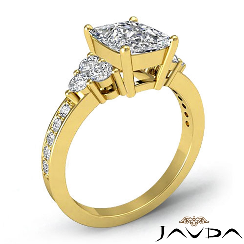 Three Stone Pave Sidestone diamond Ring 18k Gold Yellow