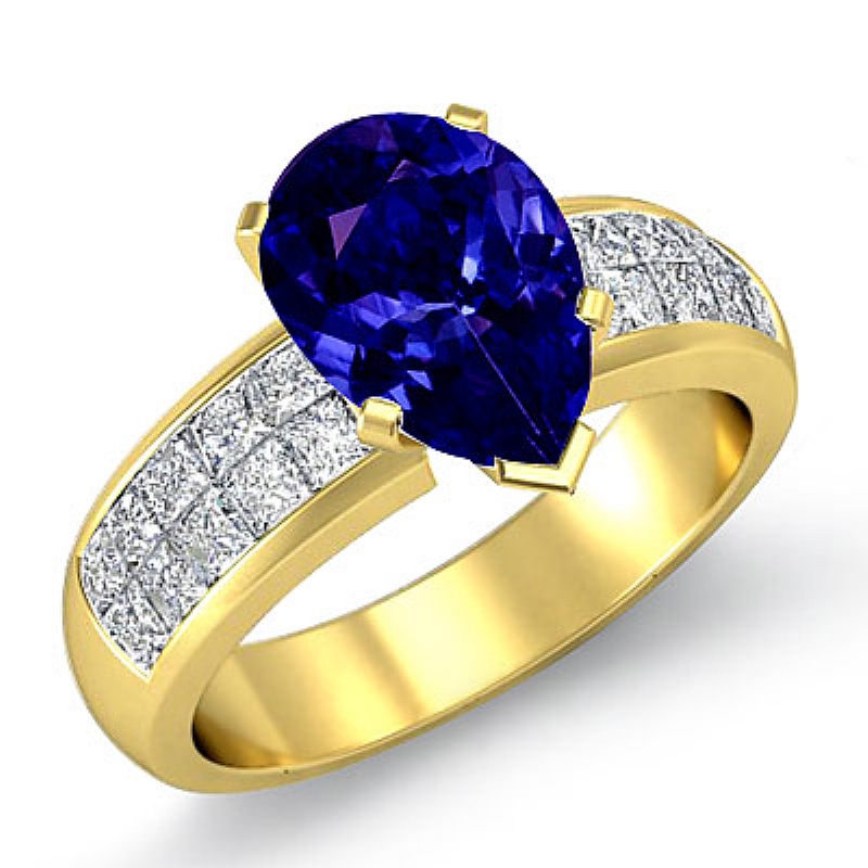  Pear diamond  Ring in 18k Gold Yellow