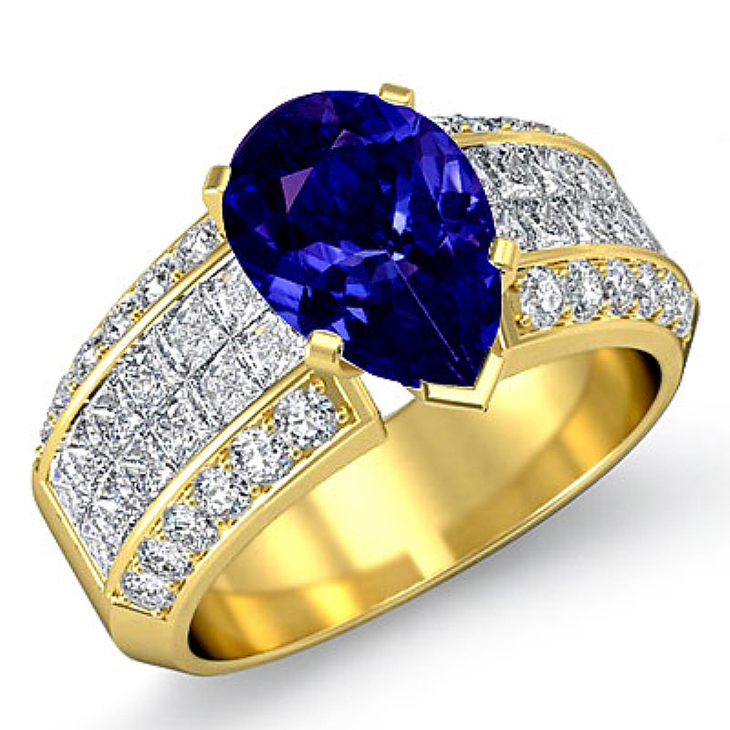  Pear diamond  Ring in 14k Gold Yellow