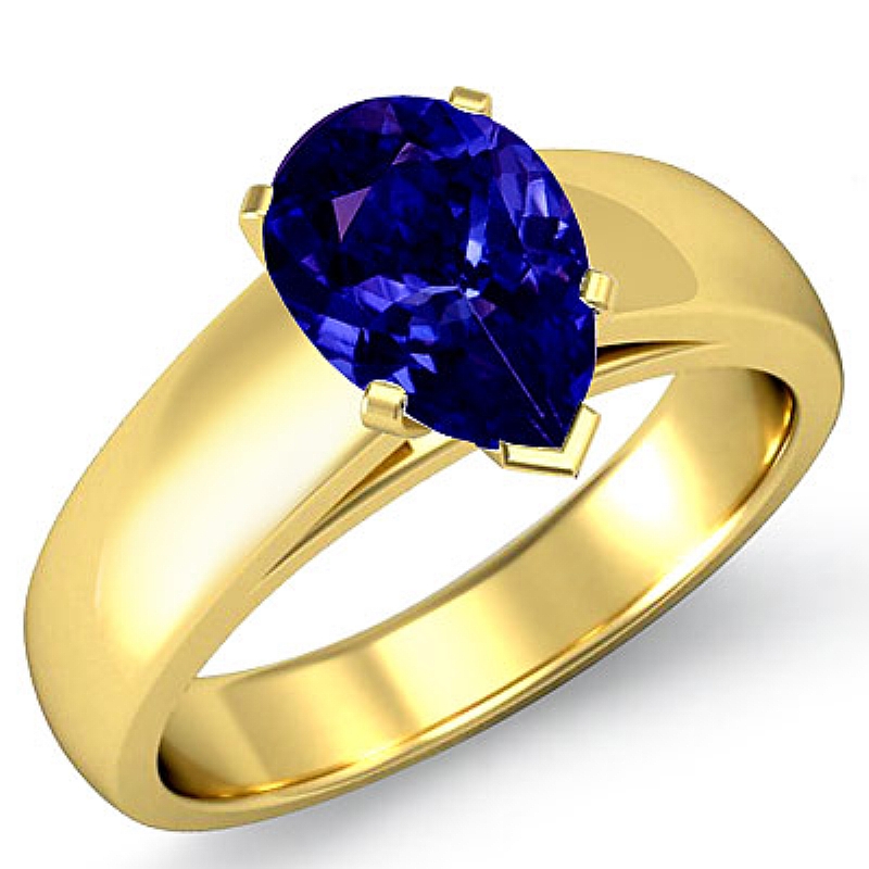  Pear diamond  Ring in 18k Gold Yellow