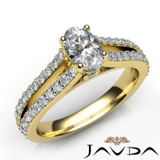Double Prong Set Sidestone diamond Ring 18k Gold Yellow
