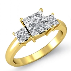 Classic Prong Set 3 Stone diamond Ring 18k Gold Yellow