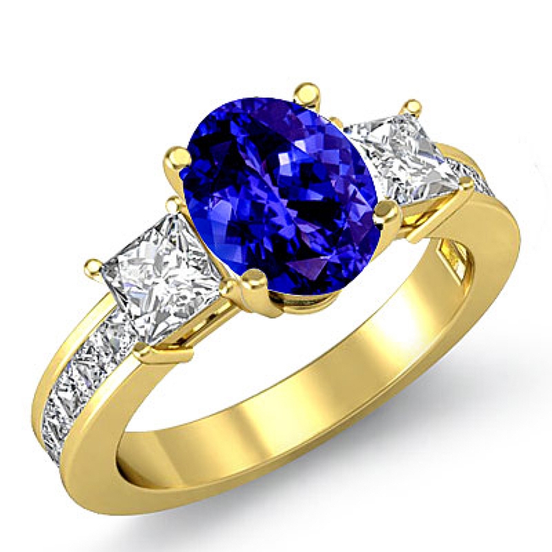  Oval diamond  Ring in 14k Gold Yellow