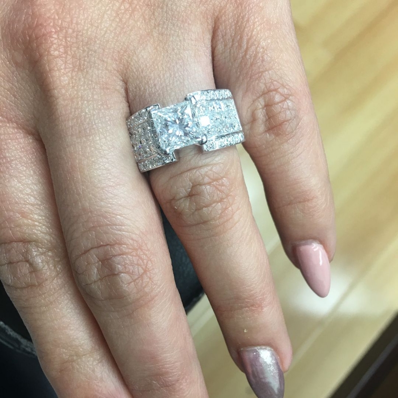 Invisible Setting Shank diamond Ring 14k Gold White