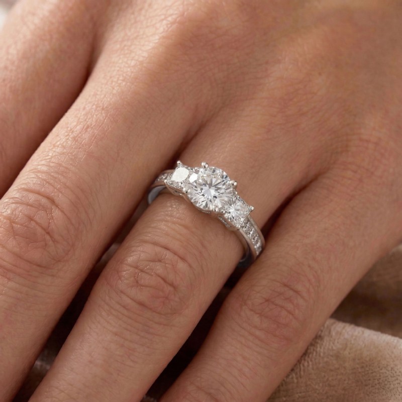  diamond Ring 14k Gold White