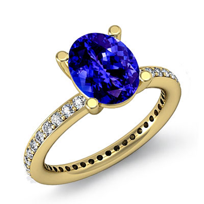 Eternity Classic Sidestone Oval diamond engagement Ring in 18k Gold Yellow