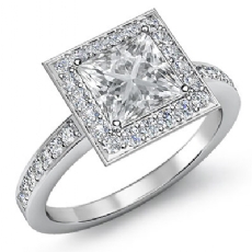 4 Prong Halo With Sidestone diamond Ring Platinum 950