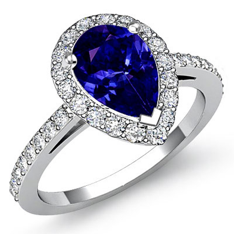  Pear diamond  Ring in 14k Gold White