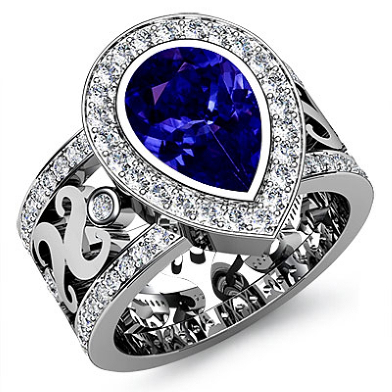  Pear diamond  Ring in 14k Gold White