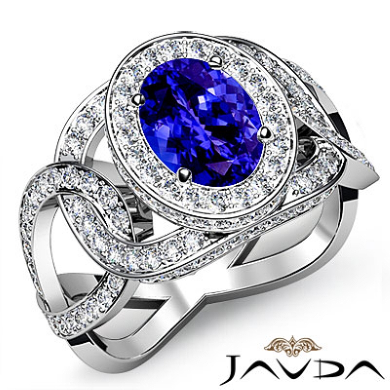  Oval diamond  Ring in 14k Gold White