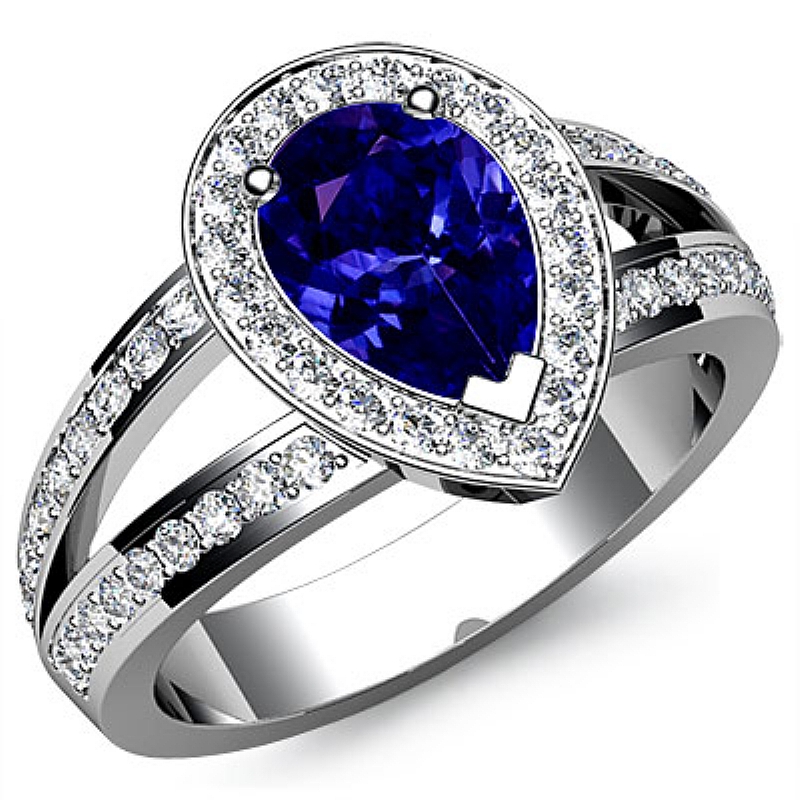  Pear diamond  Ring in 14k Gold White