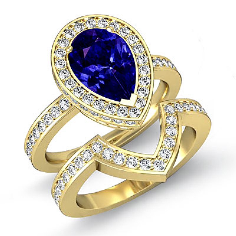 Circa Halo Bridal Set Pear diamond engagement Ring in 14k Gold Yellow