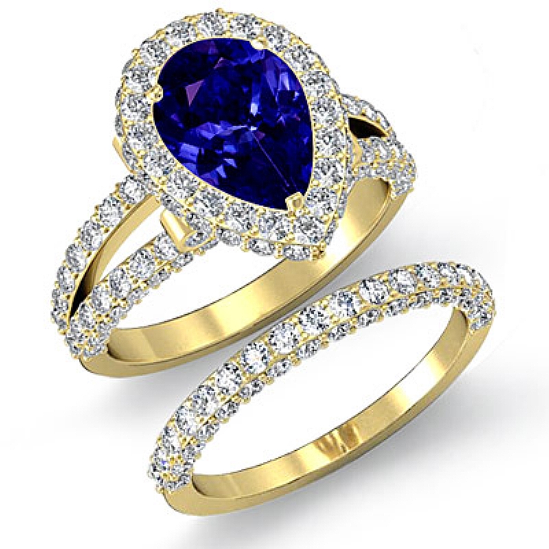 Celebrity Wedding Bridal Set Pear diamond engagement Ring in 14k Gold Yellow