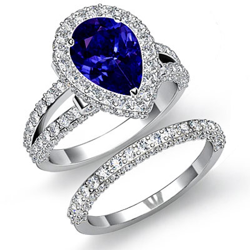 Celebrity Wedding Bridal Set Pear diamond engagement Ring in 14k Gold White