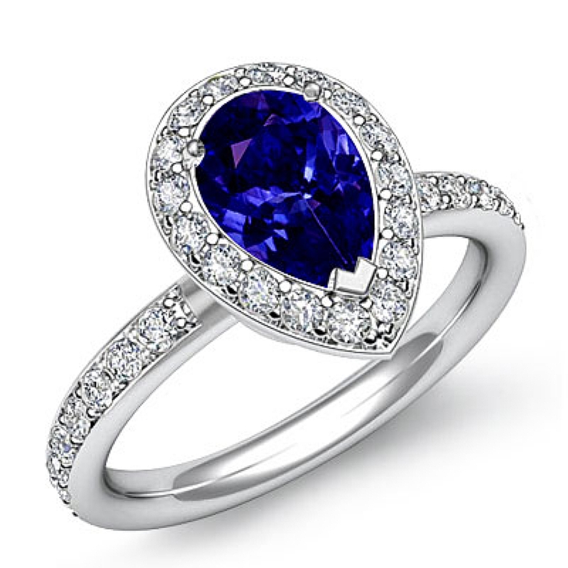  Pear diamond  Ring in 14k Gold White