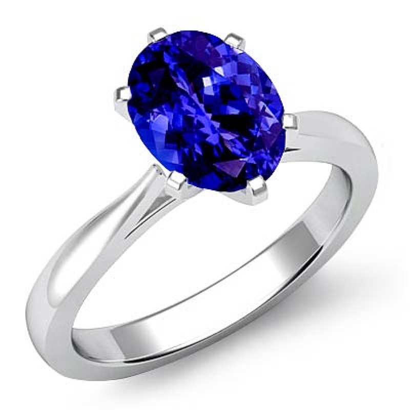  Oval diamond  Ring in 14k Gold White