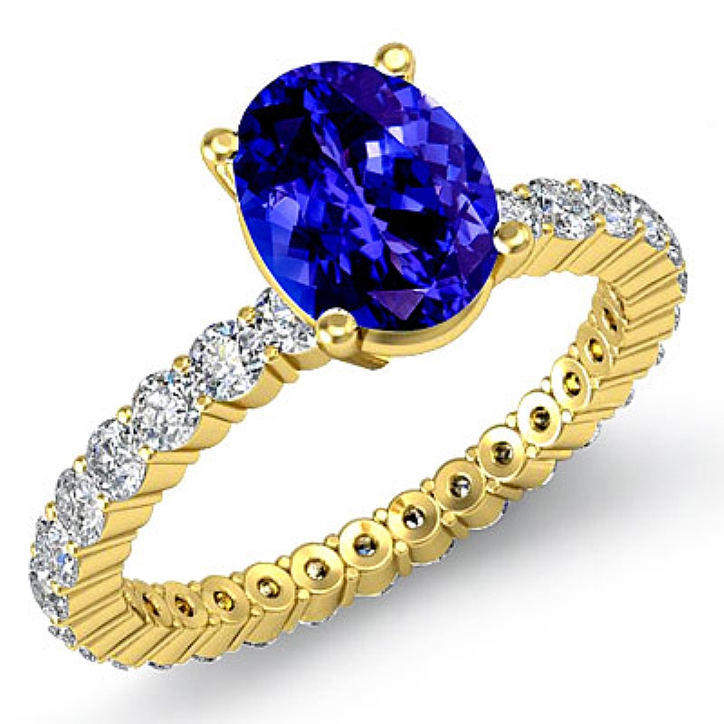  Oval diamond  Ring in 14k Gold Yellow