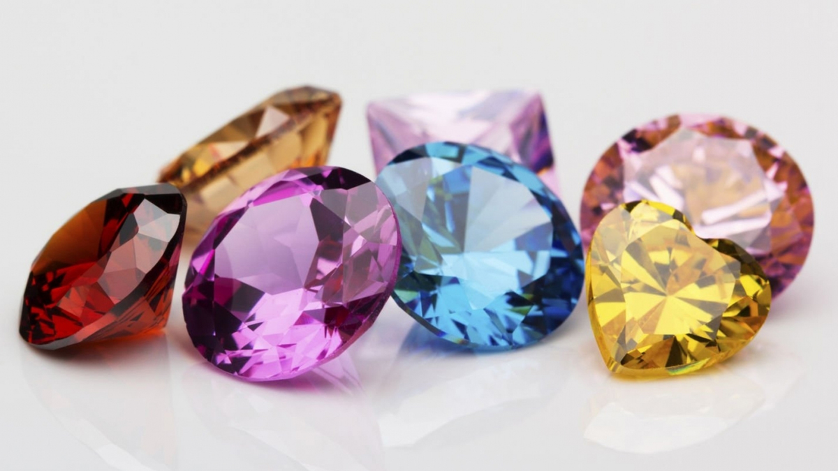 Do lab grown diamond comes in different colors