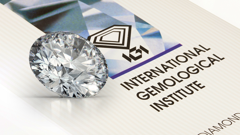 How are lab grown diamonds graded and certified