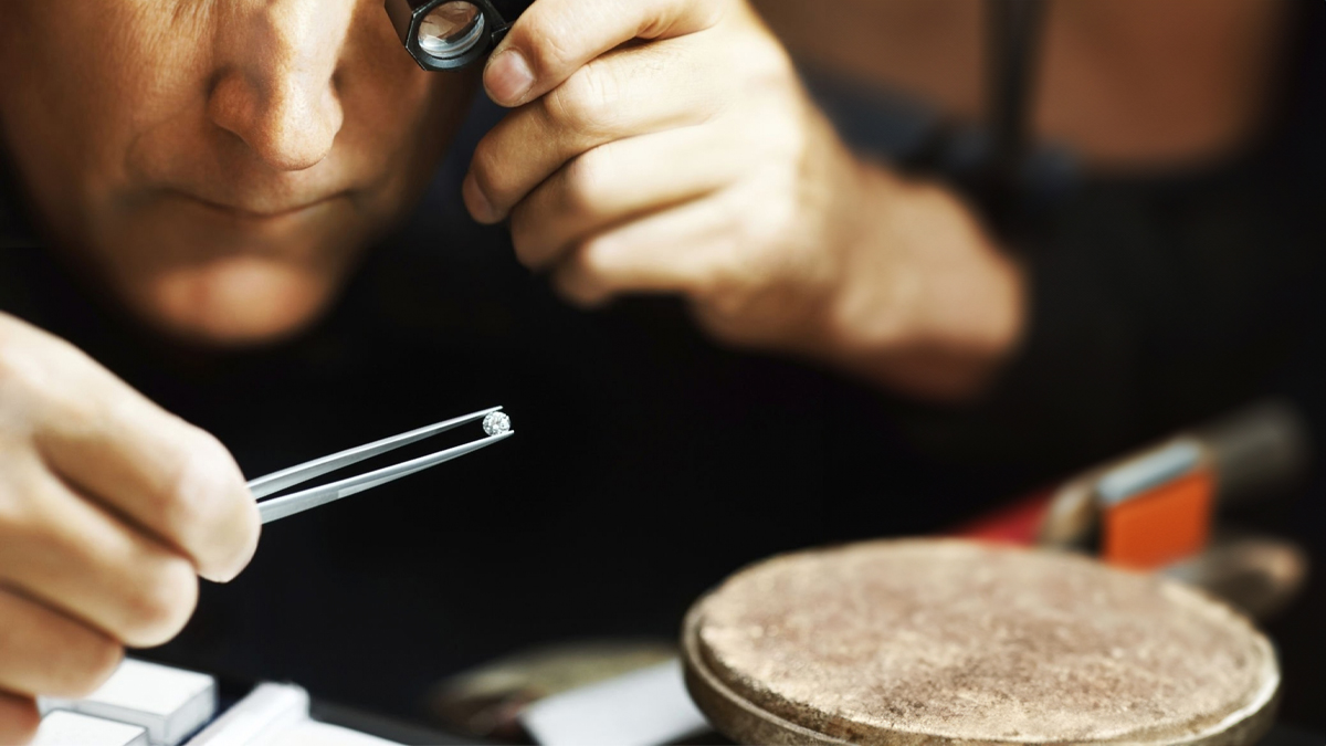 How are lab grown diamonds made