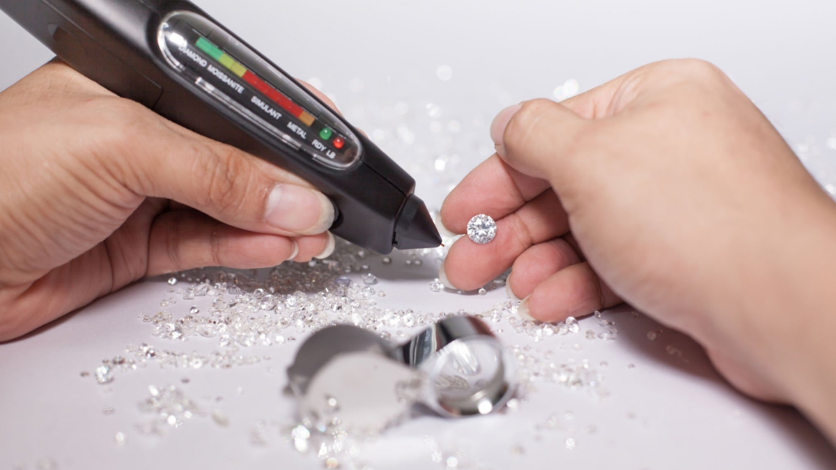 Lab grown diamonds test same as do natural diamond