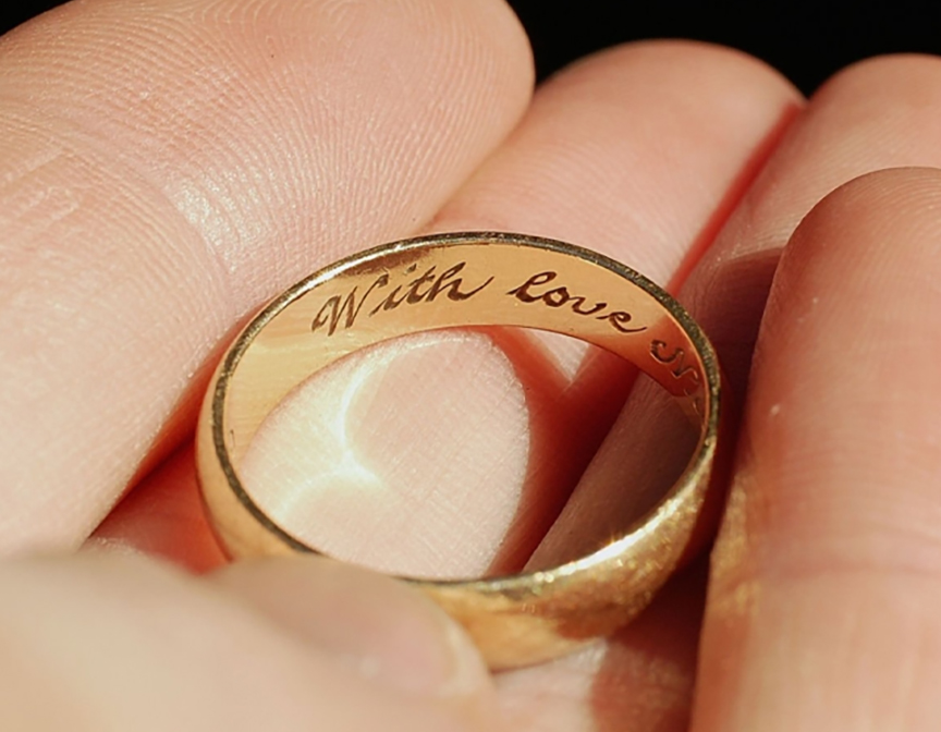 Jewelry engraving